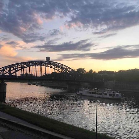 Zachod Slonca Nad Wisla Apartment Красков Екстериор снимка